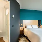 Calais Terminal Cite Europe 3 Etoiles Szálloda