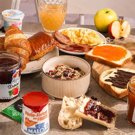 Calais Terminal Cite Europe 3 Etoiles Coquelles