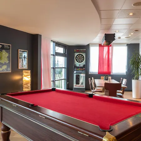 Calais Terminal Cite Europe 3 Etoiles Szálloda 3*