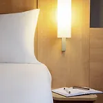 Calais Terminal Cite Europe 3 Etoiles Hotel 3*