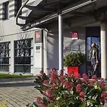 Calais Terminal Cite Europe 3 Etoiles Hotel