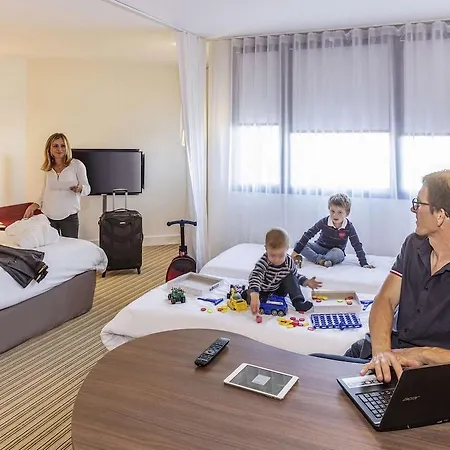 Calais Terminal Cite Europe 3 Etoiles Hotel