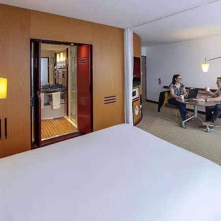 Hotel Calais Terminal Cite Europe 3 Etoiles Coquelles