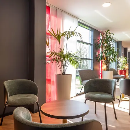 Calais Terminal Cite Europe 3 Etoiles Coquelles