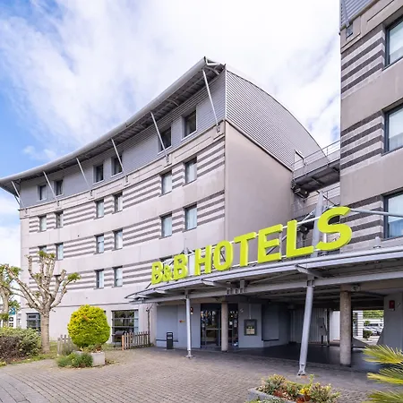 Calais Terminal Cite Europe 3 Etoiles コケル