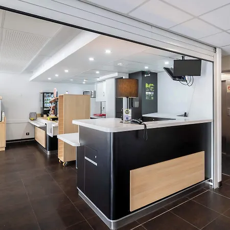 Calais Terminal Cite Europe 3 Etoiles ホテル 3*