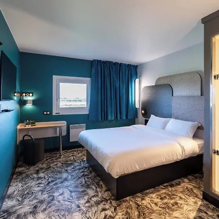 Calais Terminal Cite Europe 3 Etoiles ホテル 3*