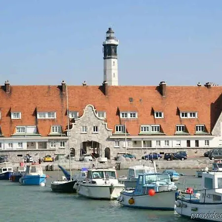 Calais Terminal Cite Europe 3 Etoiles