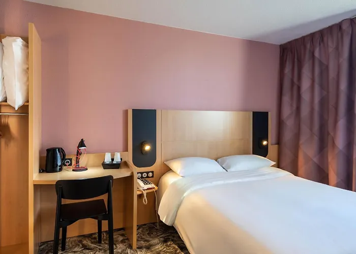 Calais Terminal Cite Europe 3 Etoiles